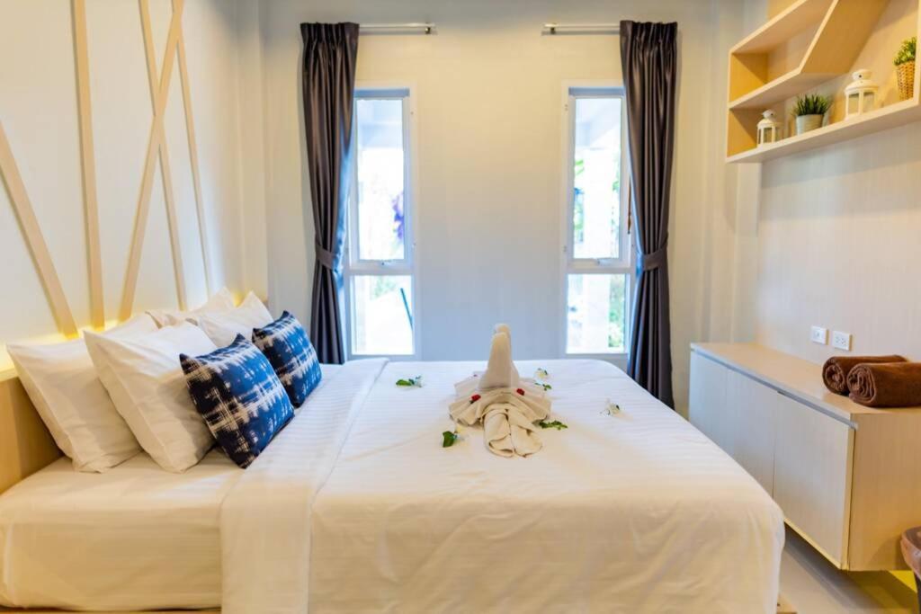 Honeybee Pool Villa Smooth As Silk Ao Nang Exteriör bild